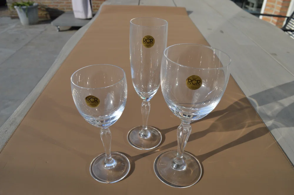 r.c.r. minuetto rood wijnglas27 cl