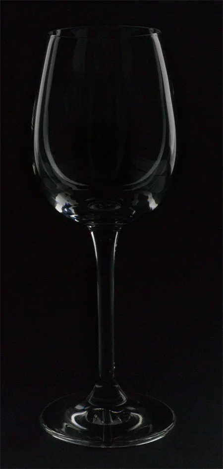moldau bohemia wit wijnglas h19,7 cm, dia 7,4 cm, 240 ml