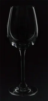 moldau bohemia wit wijnglas h19,7 cm, dia 7,4 cm, 240 ml 1